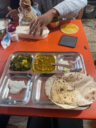 インドで定番のカレープレート