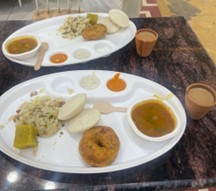 インド人に人気なプレート朝ごはん