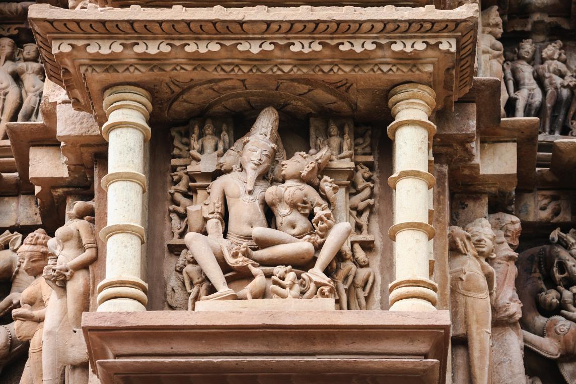 カジュラホー彫刻