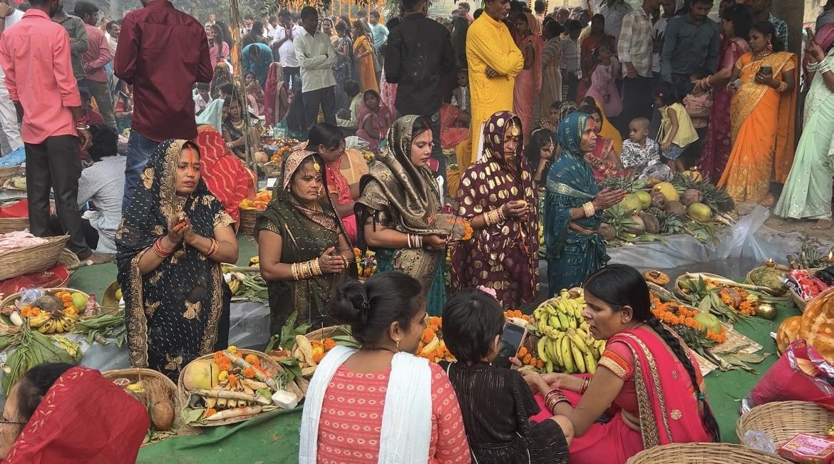 チャットプジャの様子