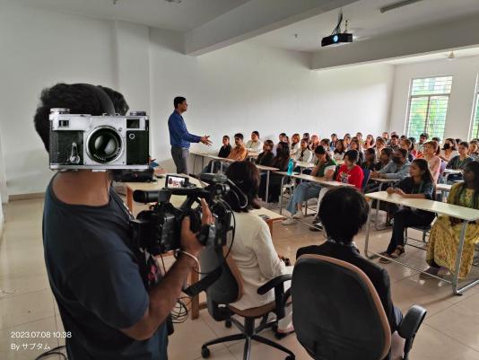 リモート撮影インド